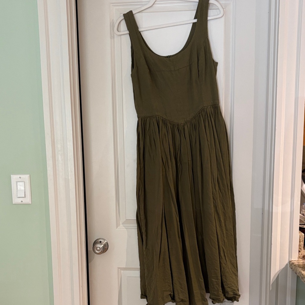 Ovate Hemlock Dress in “Fern”